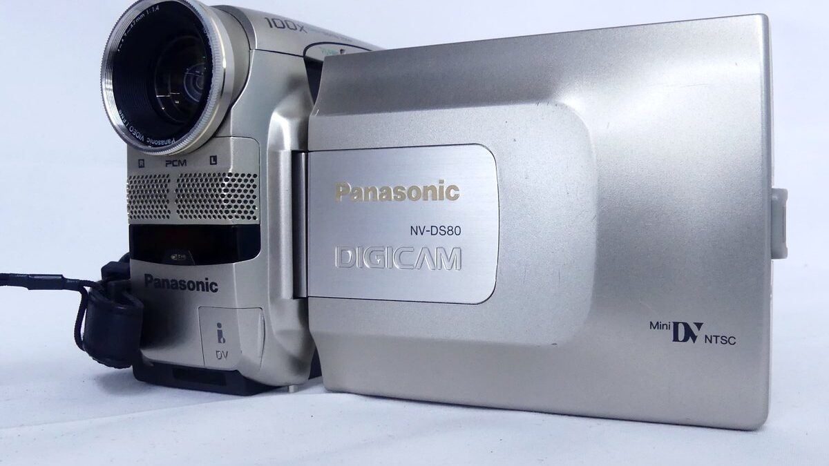 Panasonic NV-DS80 デジタルビデオカメラをお買取しました｜mobile seven