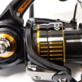 DAIWA 23 LAXAUS 2500XH-LBD サイドから